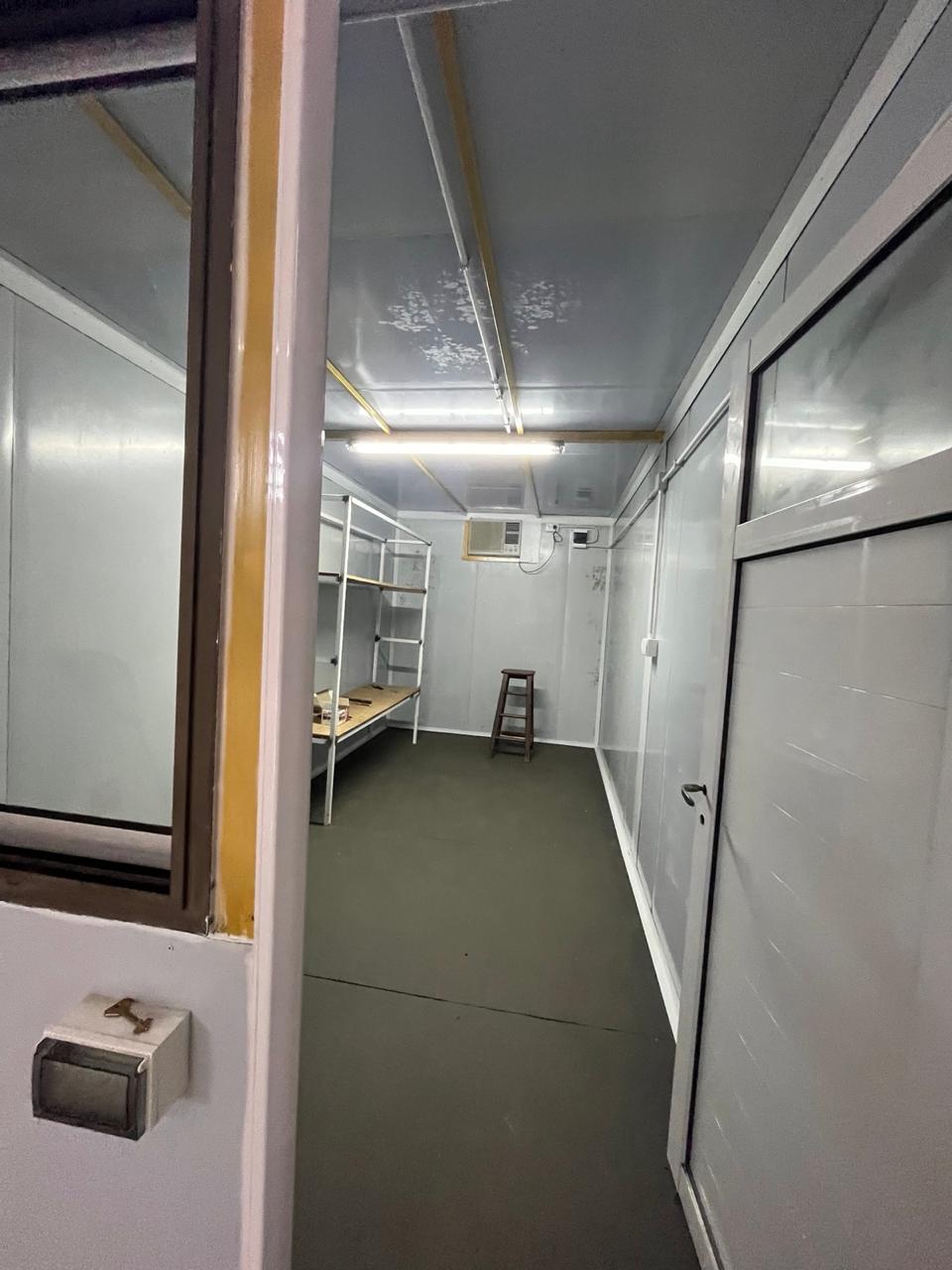 Muestra INTERIOR SHELTER